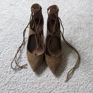 Aquazzura / Suede heels / Khaki /Size 38.5